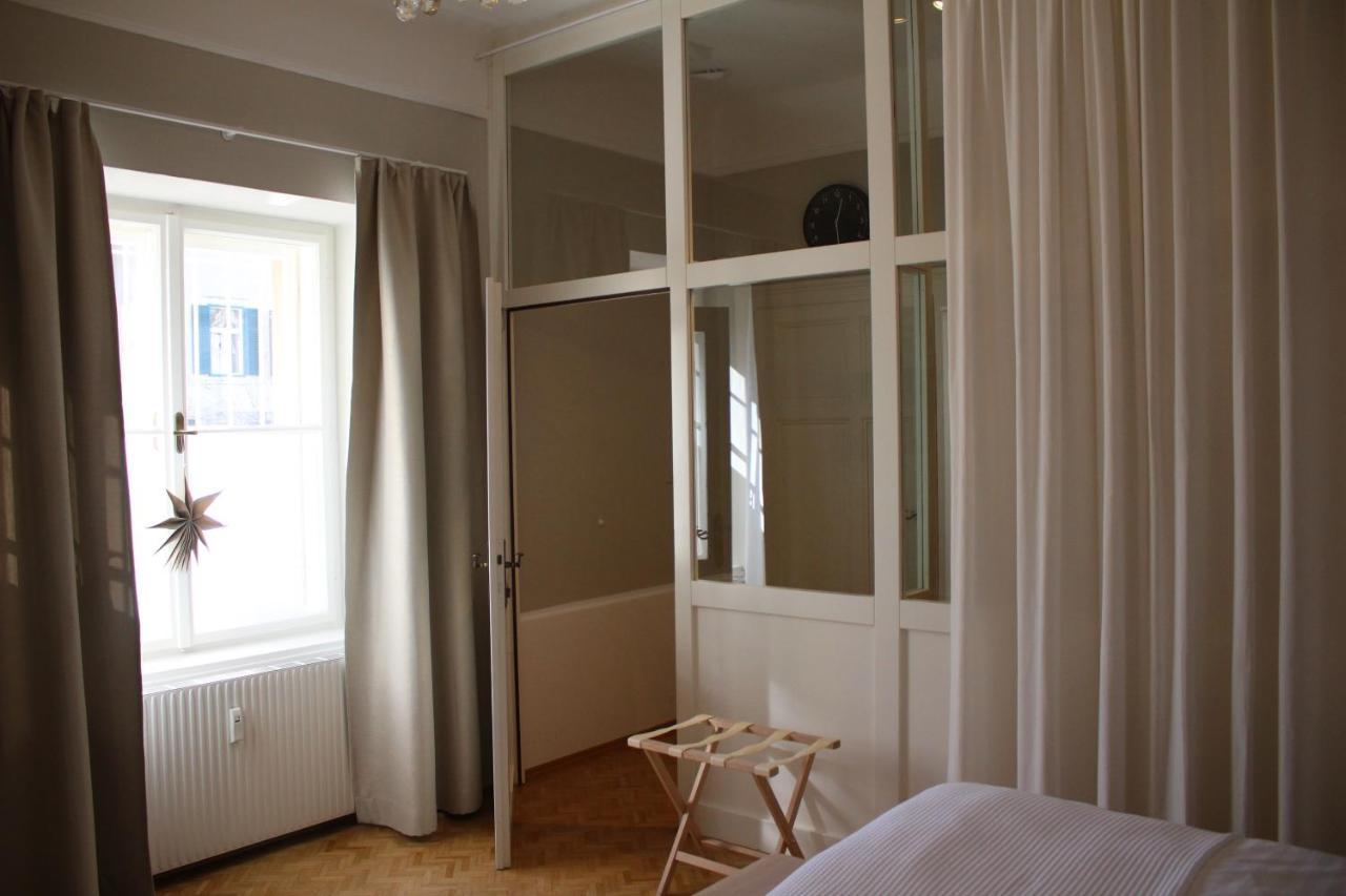 White Flat By Grazrentals With Cool Location & Free Parking エクステリア 写真